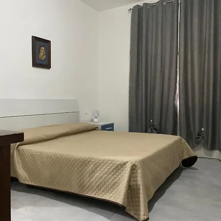Cadorna Guest house *