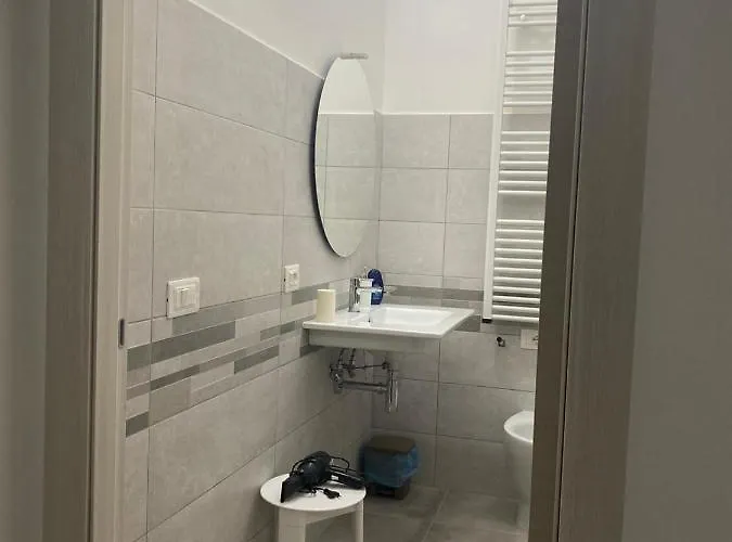 Cadorna בית הארחה