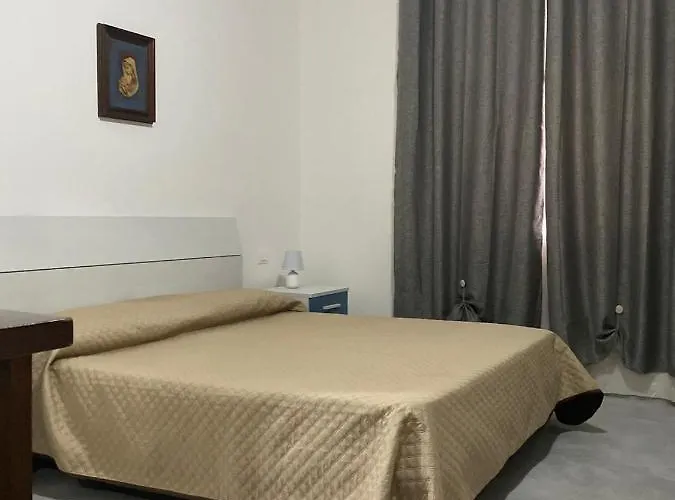 Cadorna 招待所 3*