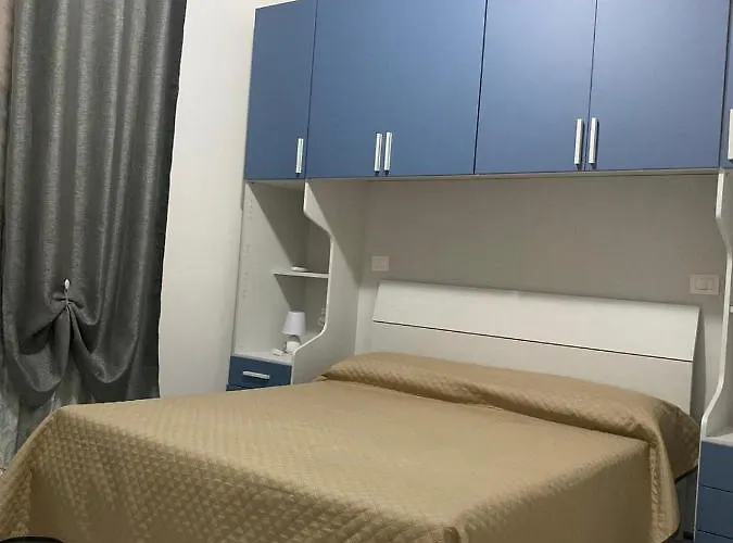 Cadorna 招待所 3*